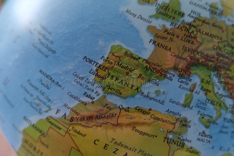 L'Espagne a goupillé sur la carte de cru de l'Europe photos stock L'Espagne a goupillé sur la carte de cru de l'Europe photos stock
