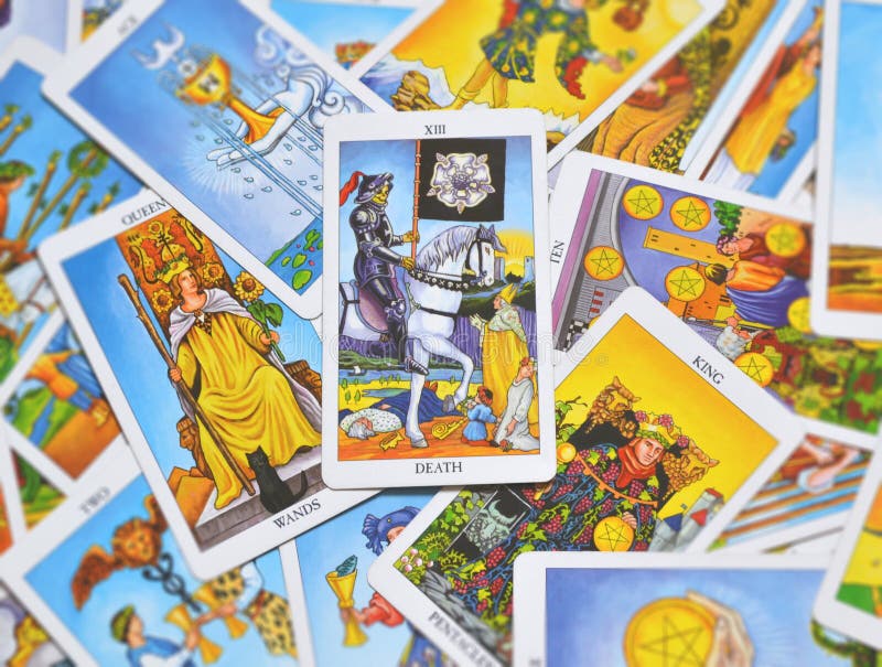 L'estremità della carta di tarocchi di morte cambia la trasformazione immagini stock L'estremità della carta di tarocchi di morte cambia la trasformazione immagini stock