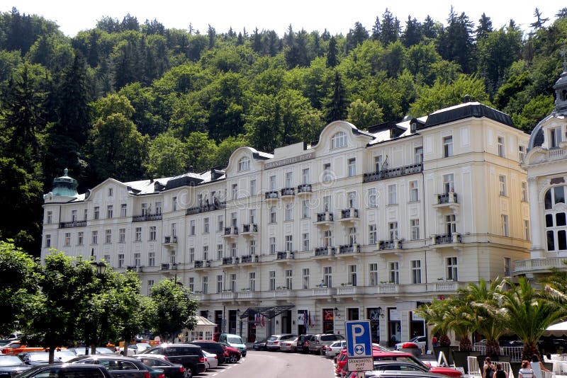 L'hotel in Karlovy varia immagine stock libera da diritti L'hotel in Karlovy varia immagine stock libera da diritti