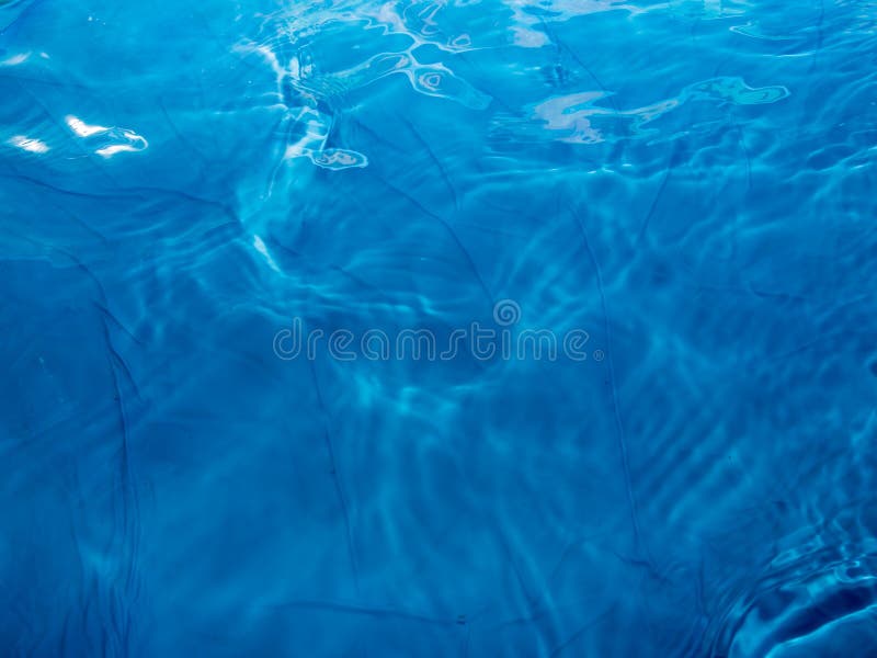 L'ondulazione dello stagno fotografia stock L'ondulazione dello stagno fotografia stock
