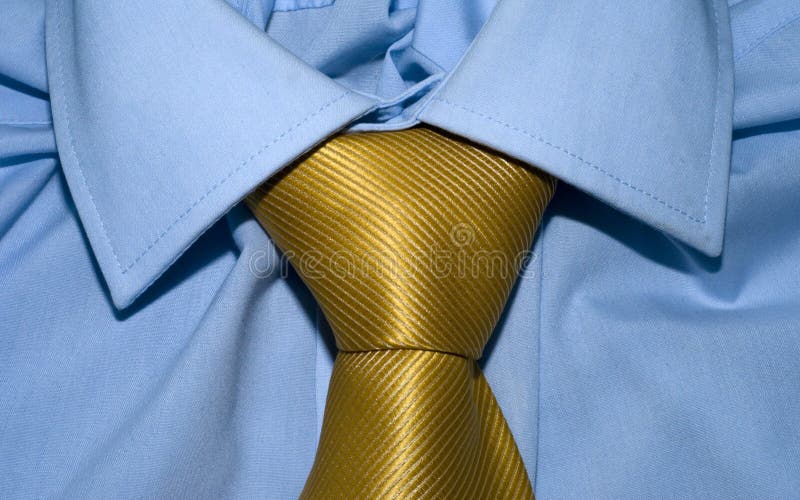 gravata marsala terno preto