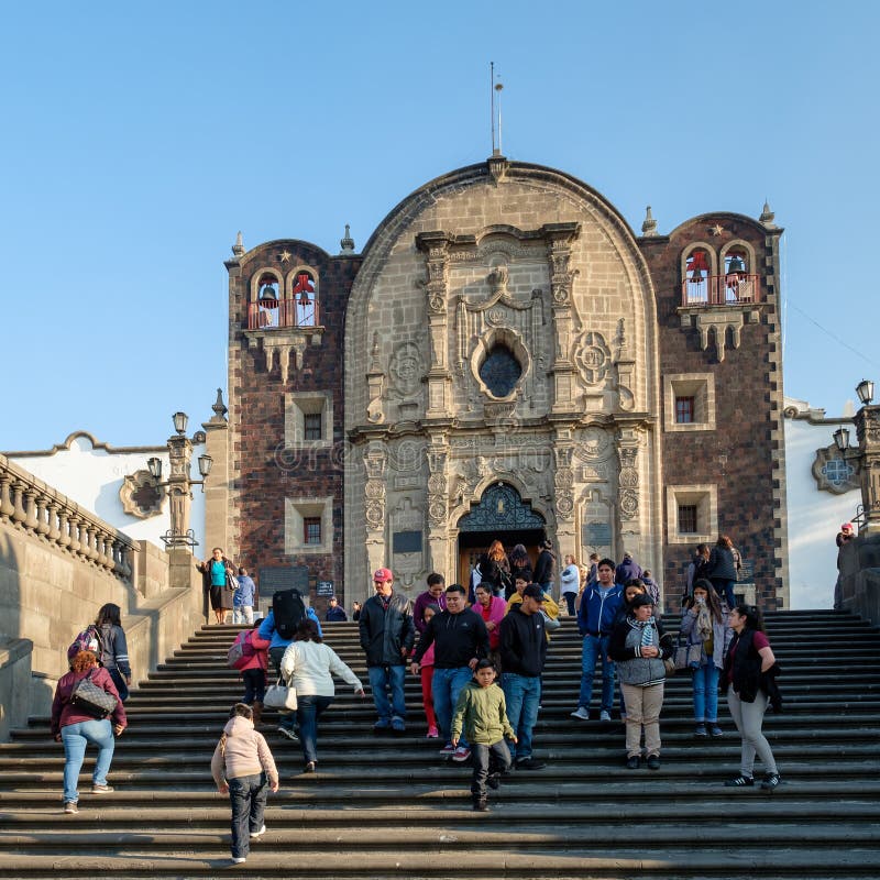 Chiesa Di Nostra Signora Di Guadalupe La Basilica Della Nostra Signora Di Guadalupe Dalla Collina Di Tepeyac