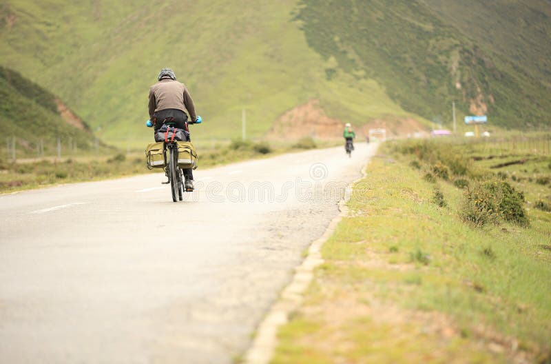 La bici de montaña monta Tíbet, China - imagen común fotografía de archivo La bici de montaña monta Tíbet, China - imagen común fotografía de archivo