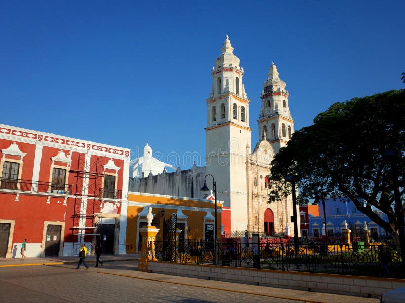 La catedral de nuestra señora del concepto puro en la ciudad emparedada de Campeche imagen de archivo