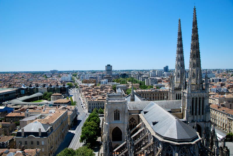 La cathédrale d'Andrew en Bordeaux photo stock La cathédrale d'Andrew en Bordeaux photo stock