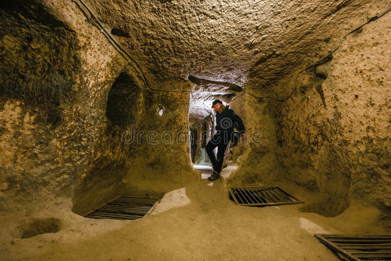 La città sotterranea di Kaymakli è contenuta all'interno della cittadella di Kaymakli in Anatolia Region centrale della Turchia fotografia stock libera da diritti La città sotterranea di Kaymakli è contenuta all'interno della cittadella di Kaymakli in Anatolia Region centrale della Turchia fotografia stock libera da diritti