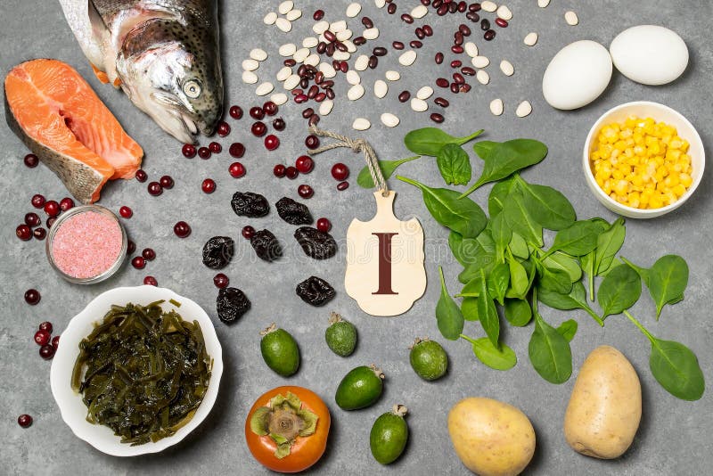 La comida es fuente de yodo imagenes de archivo La comida es fuente de yodo imagenes de archivo