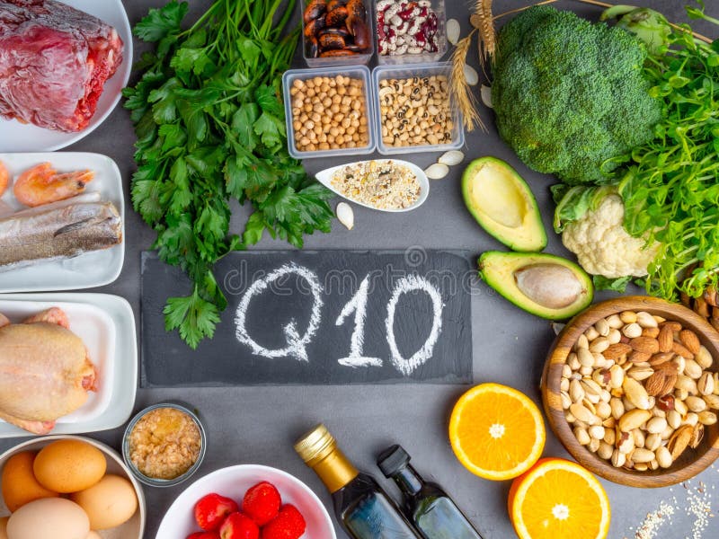 La composizione con gli alimenti contiene coenzima Q10, antiossidante, produce energia per le cellule, prodotti contro radicali l