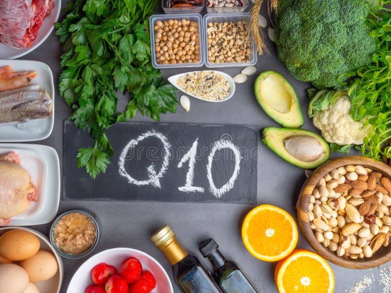 La composizione con gli alimenti contiene coenzima Q10, antiossidante, produce energia per le cellule, prodotti contro radicali l