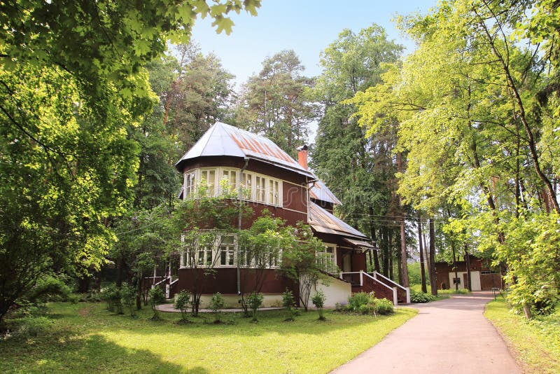 Soviet and Russian poet, novelist, and literary translator Boris Pasternak lived here between 1936 and 1960. Soviet and Russian poet, novelist, and literary translator Boris Pasternak lived here between 1936 and 1960