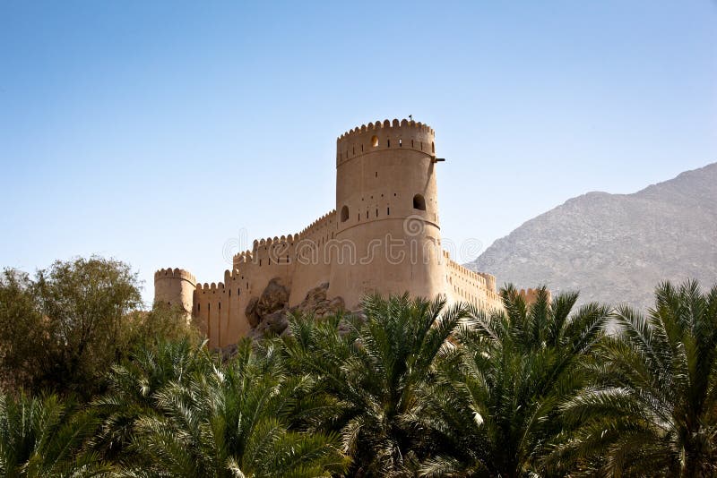 La fortificazione di Nakhl in Al Batinah immagini stock La fortificazione di Nakhl in Al Batinah immagini stock