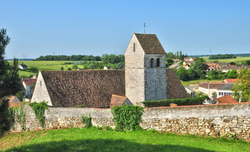 La Francia, il villaggio pittoresco di Jumeauville nei les il Yvelines fotografia stock La Francia, il villaggio pittoresco di Jumeauville nei les il Yvelines fotografia stock