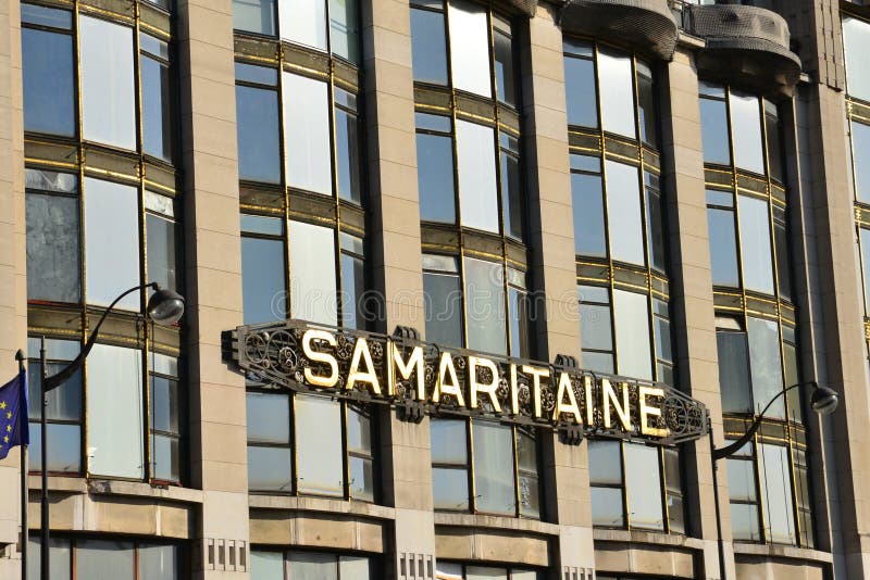 La Francia, la La pittoresca Samaritaine del negozio a Parigi fotografie stock La Francia, la La pittoresca Samaritaine del negozio a Parigi fotografie stock