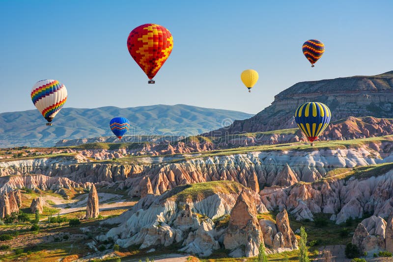 La grande attrazione turistica di Cappadocia - balloon il volo protezione