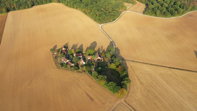 La grange treillard en el pueblo de cuncy les varzy