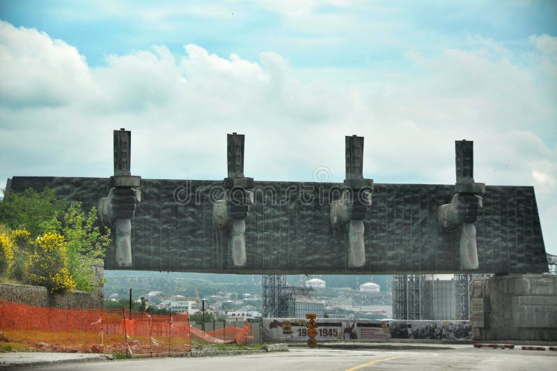 La linea di difesa del monumento in Novorossijsk immagine stock La linea di difesa del monumento in Novorossijsk immagine stock