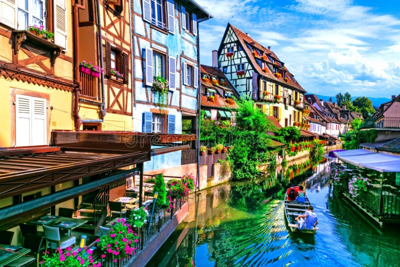 La mayoría de los pueblos tradicionales hermosos de Francia - Colmar en Alsacia foto de archivo libre de regalías