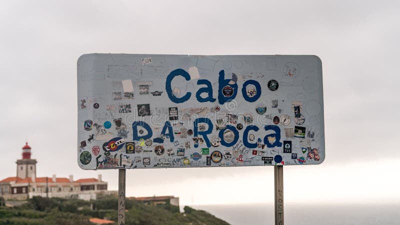 La mayoría del punto occidental de Europa, señal de tráfico de Cabo DA Roca, Sintra Portugal fotos de archivo libres de regalías La mayoría del punto occidental de Europa, señal de tráfico de Cabo DA Roca, Sintra Portugal fotos de archivo libres de regalías