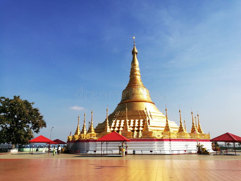 La pagoda de Shwedagon est point de repère de Myanmar photos libres de droits La pagoda de Shwedagon est point de repère de Myanmar photos libres de droits