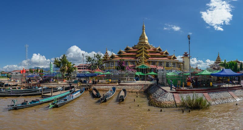 La pagoda di Phaung Daw Oo è monastero sul villaggio di Intha, il lago Inle, lo Stato Shan, Myanmar fotografia stock libera da diritti La pagoda di Phaung Daw Oo è monastero sul villaggio di Intha, il lago Inle, lo Stato Shan, Myanmar fotografia stock libera da diritti