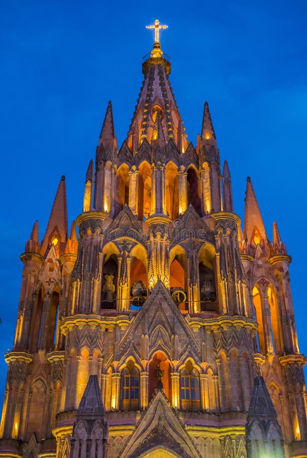 La parroquia de san miguel arcangel