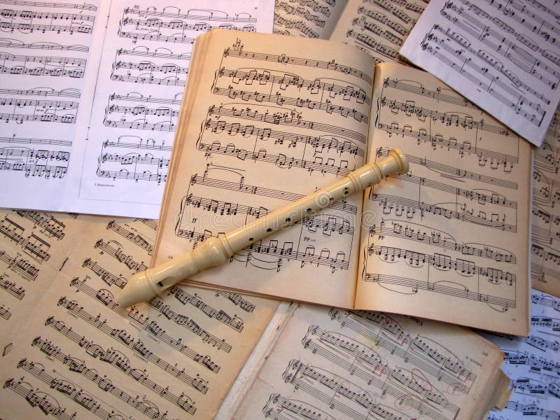 La Partitura En Blanco Primer Retro Foto de archivo Imagen de sonido