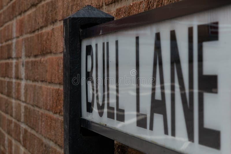 La placa de calle en Bristol detalló el tiro con las letras grandes imágenes de archivo libres de regalías La placa de calle en Bristol detalló el tiro con las letras grandes imágenes de archivo libres de regalías