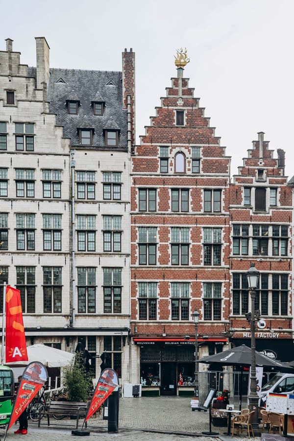 La place centrale d'anvers le marché de la grote photographie stock libre de droits