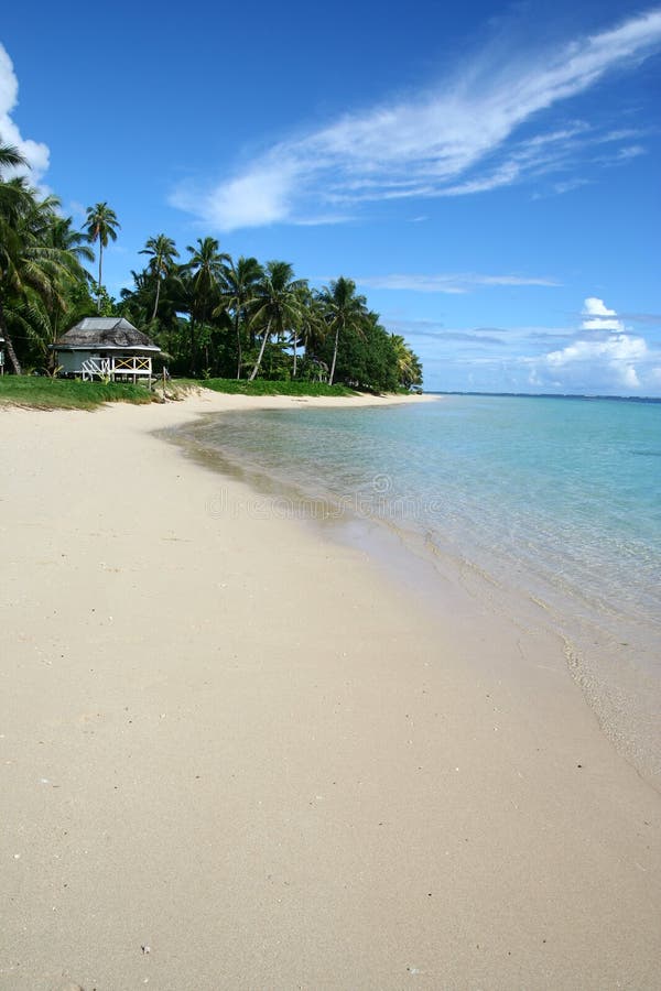 La plage d'albâtre dans South Pacific
