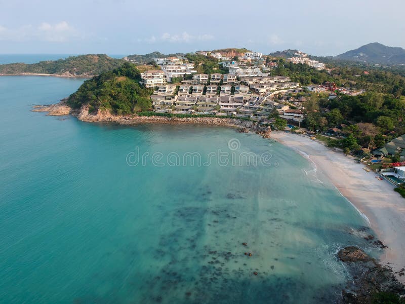 La plage de choeng lundi sur la pointe de l'île norhtern Thaïlande de KOH samui