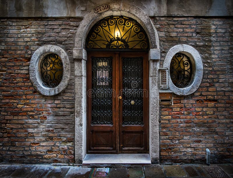 La porta veneziana Veneto L'Italia fotografia stock La porta veneziana Veneto L'Italia fotografia stock