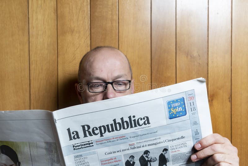 317 Italian Newspapers Stock Photos Free & RoyaltyFree Stock Photos