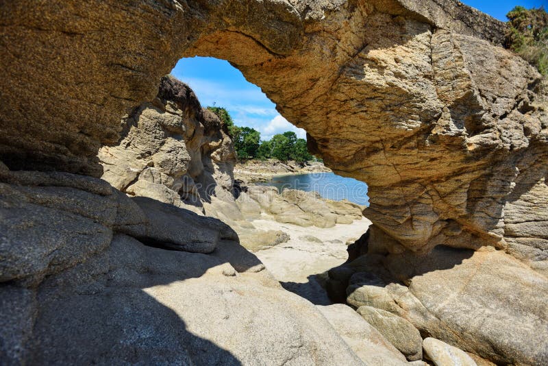 La roche percee