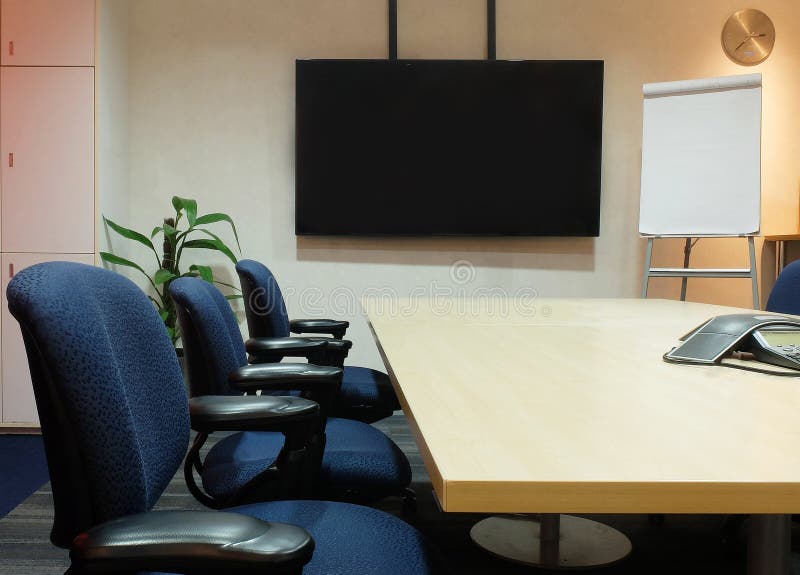 La Sala De Reunión Vacía Con Muebles De Oficinas Usados 
