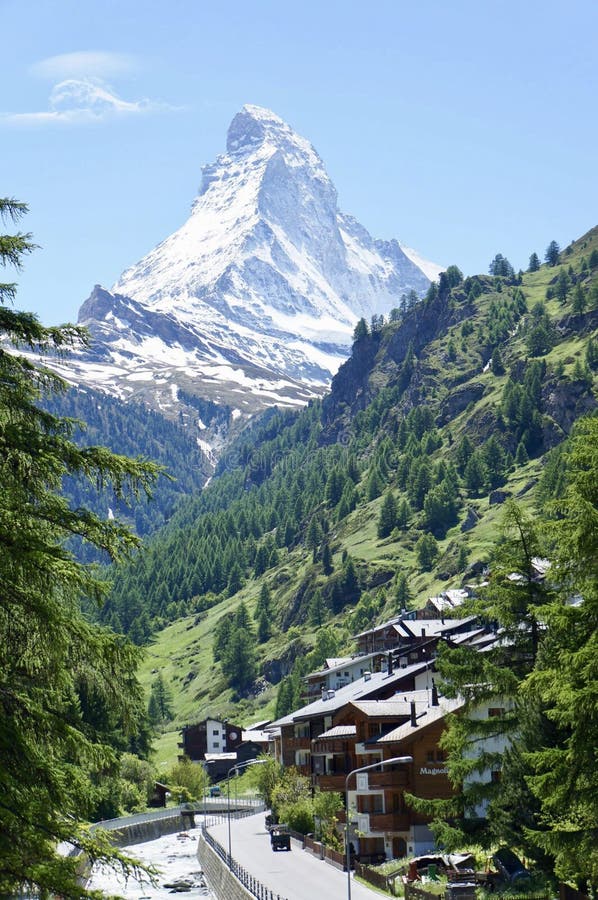La sommità del Cervino in Zermatt, Svizzera fotografia stock libera da diritti La sommità del Cervino in Zermatt, Svizzera fotografia stock libera da diritti