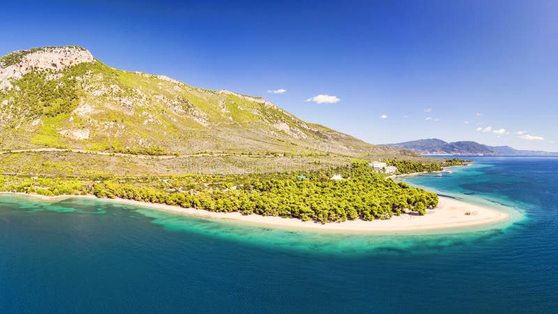 La spiaggia regolimano in evia grecia