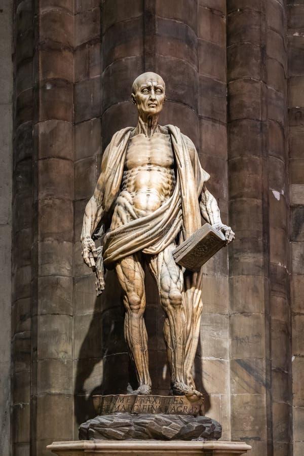 Perché San Bartolomeo è Stato Scuoiato La Statua Di S. Bartolomeo Flaicato Era Una Delle 12 Apostoli E Un