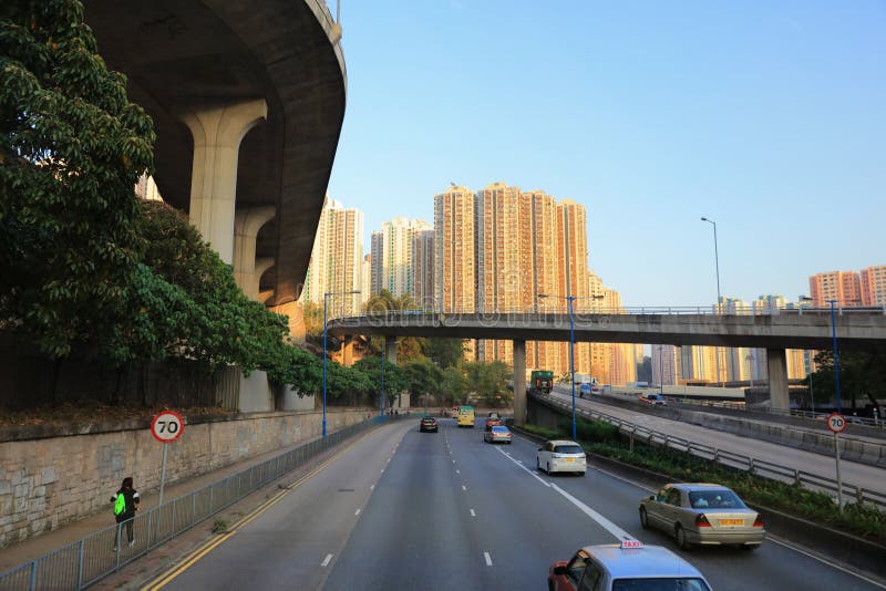 La strada principale di kowloon orientale 2017 immagine stock