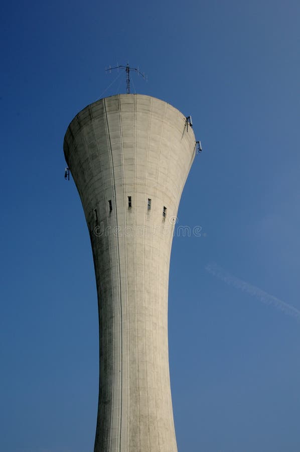 La tour d'eau de Drocourt photo stock La tour d'eau de Drocourt photo stock