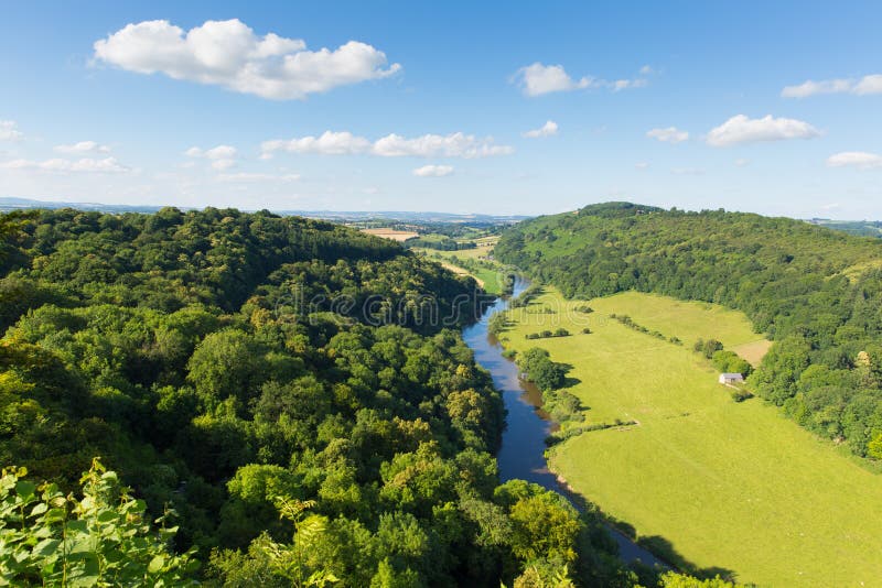 La valle dell'ipsilon e l'ipsilon del fiume fra le contee di Herefordshire e Gloucestershire Inghilterra Regno Unito da Yat oscil