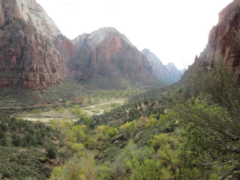 La vallée de canyon, Zion National Park, Utah images stock La vallée de canyon, Zion National Park, Utah images stock