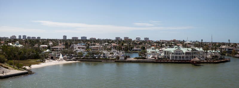 Vista panorámica camino a Marco Island, Florida imágenes de archivo libres de regalías