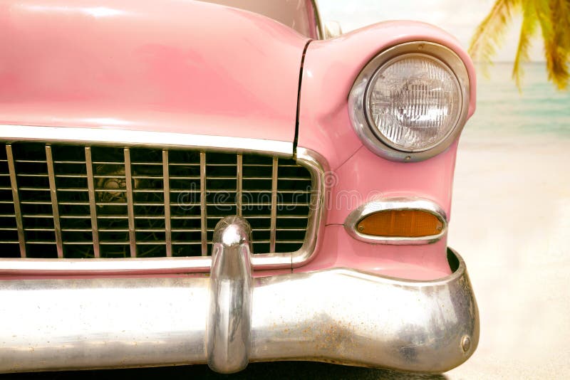 la voiture classique de vintage a garé la plage latérale en été photographie stock la voiture classique de vintage a garé la plage latérale en été photographie stock