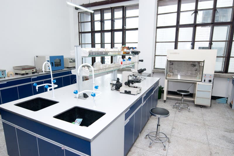 Laboratoire de physique photos libres de droits Laboratoire de physique photos libres de droits
