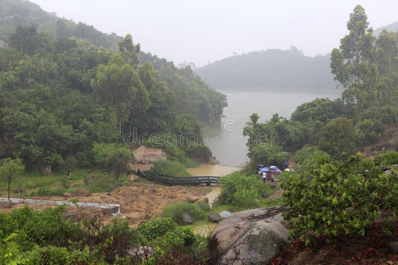 Lac Bayberry sous la pluie image stock Lac Bayberry sous la pluie image stock
