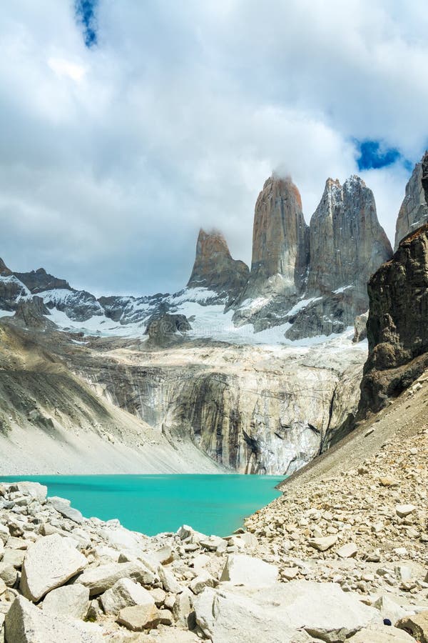 Lac mountain en parc national Torres del Paine, paysage de Patagonia, Chili, Amérique du Sud images libres de droits Lac mountain en parc national Torres del Paine, paysage de Patagonia, Chili, Amérique du Sud images libres de droits