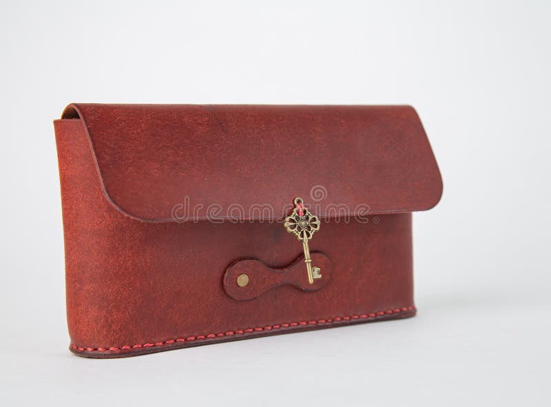 Stylish Women's Handbag Designs | Stylish handbag, Stylish handbags, Women  handbags