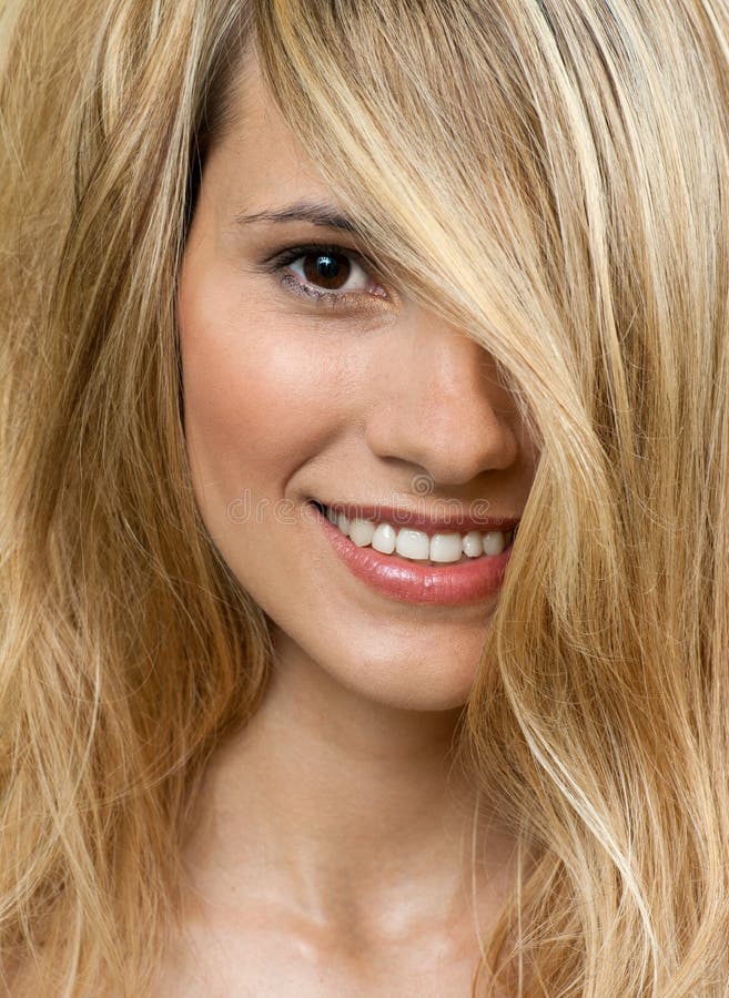 Photos of Model in Image ID 19555295 by Dean Bertoncelj (Bertys30)