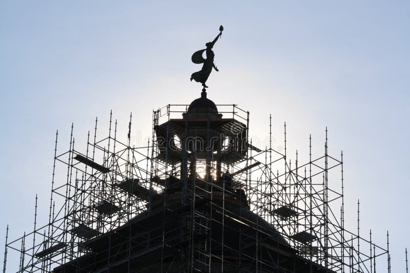 Lady Liberty Wind Vane on Courthouse stock photography Lady Liberty Wind Vane on Courthouse stock photography