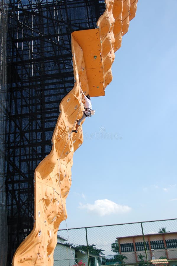 Lady Rock Climber14